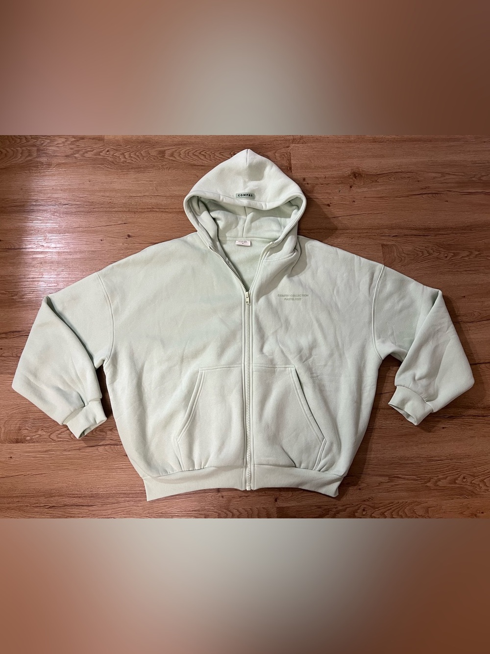Comfrt pastel green zip up hoodie